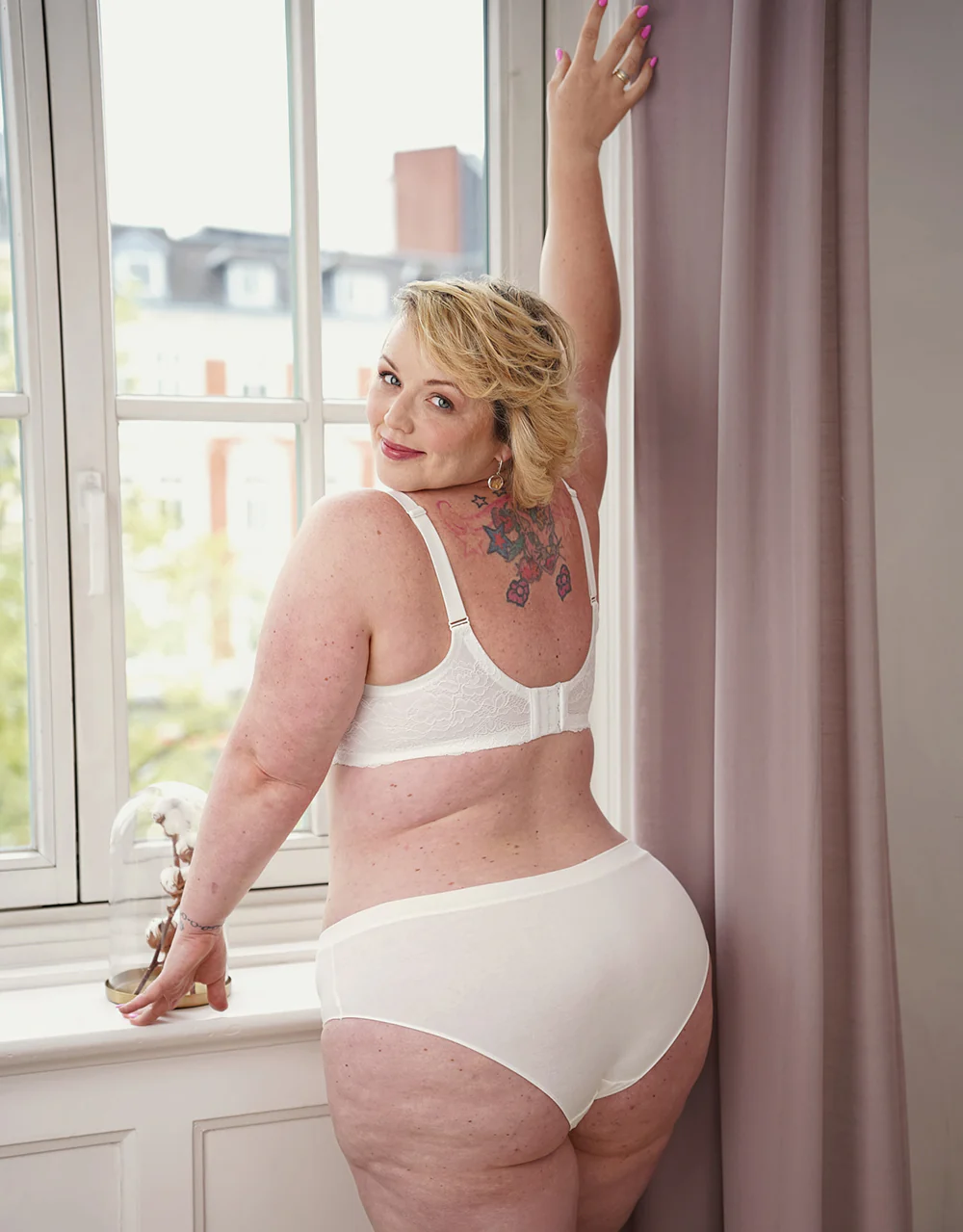 BH Lucy Ivory - Image 12