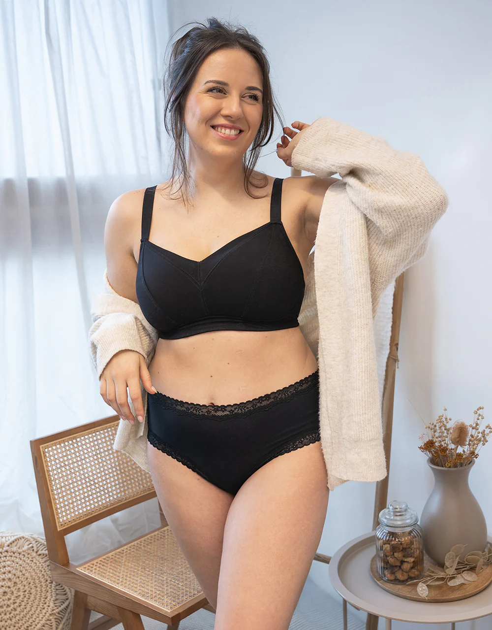 Bralette Cozyma Black - Image 12